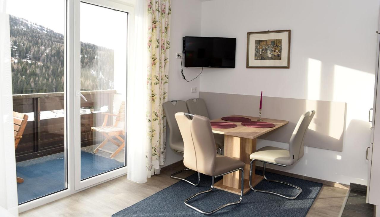 Haus Hoffmann Appartement Sonnenalpe Nassfeld Buitenkant foto